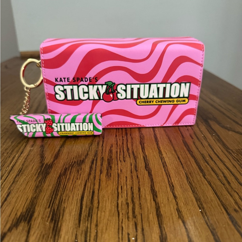 Kate Spade Sticky Situation Wallet and Keychain Set